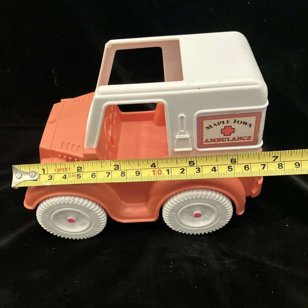 Vintage Maple Town Ambulance Calico Critters Pink Tonka Toy Car Truck 1986